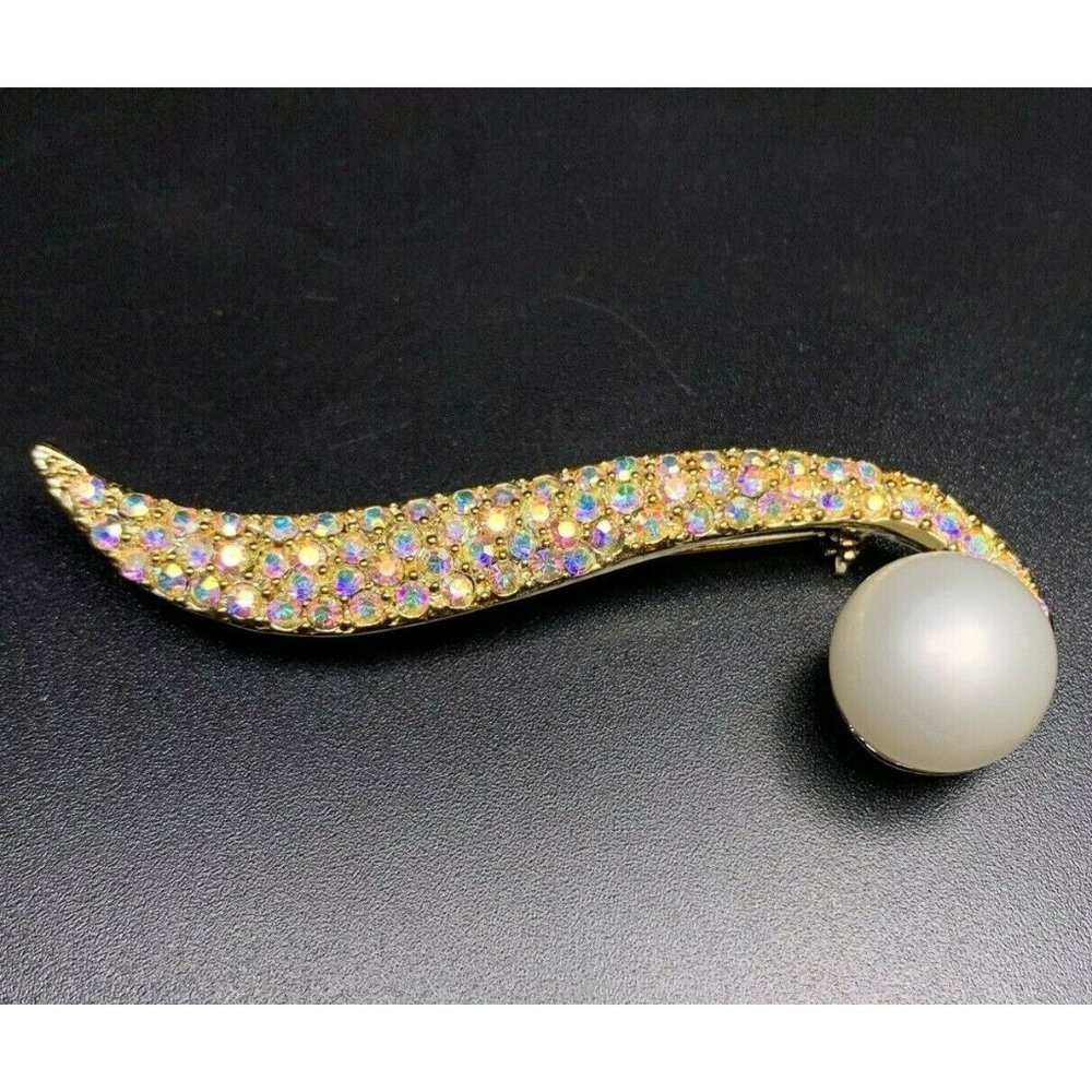 Vintage Signed Celebrity NY Aurora Borealis Faux Pearl Brooch Pin
